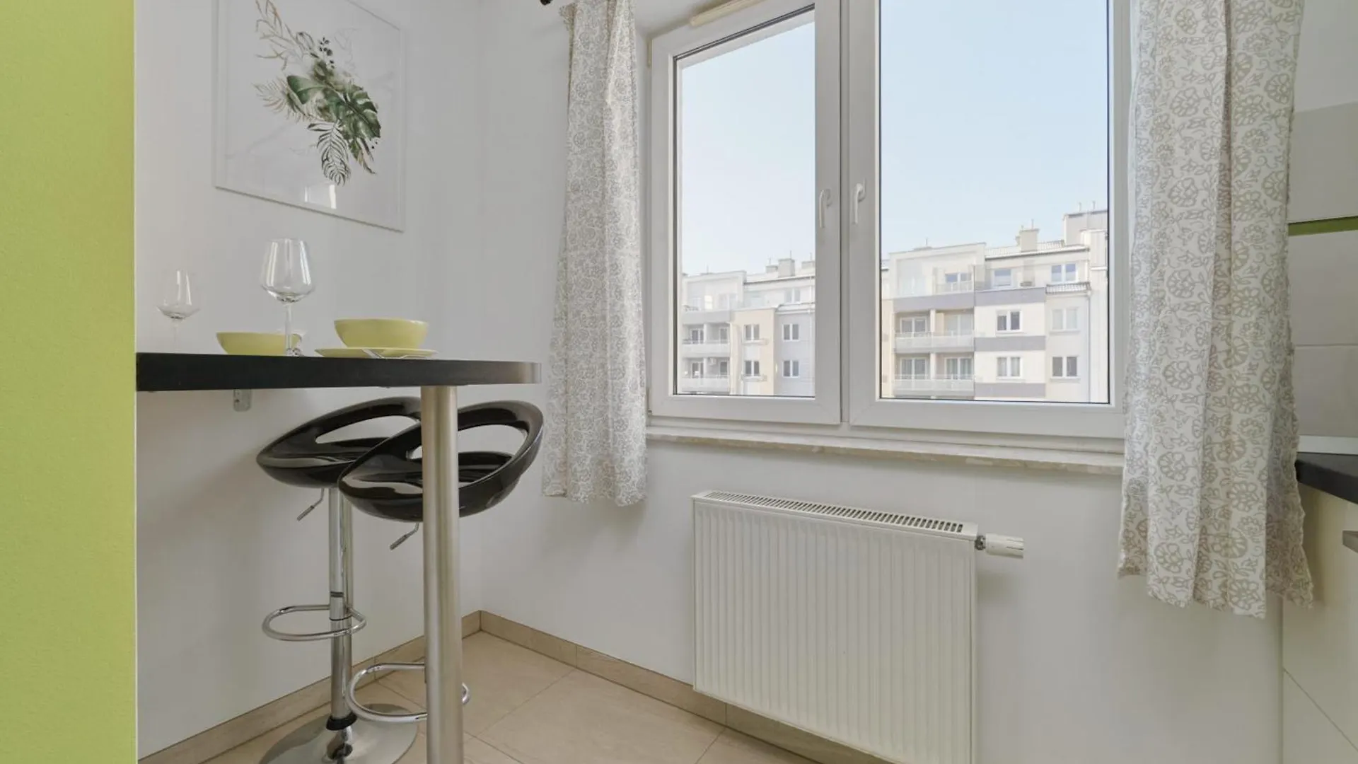 Cozy Apartment Klimasa With Balcony In Wroclaw By Noclegi Renters Polska